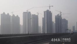 重霧霾濟(jì)南多個(gè)工地未停工 環(huán)保局加強(qiáng)檢查管理