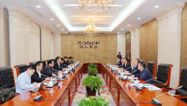 武漢理工大學(xué)黨委校領(lǐng)導(dǎo)帶隊(duì)走訪海螺水泥股份有限公司