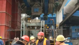 武保部也加入火熱進(jìn)行5號(hào)窯大修工作