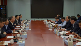 中建材董事長參加淮海中聯(lián)項目調(diào)研座談