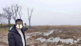 奇葩！兩男子偷“水泥地”被抓！