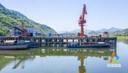 1000噸！首批優(yōu)質(zhì)水泥通過水路運抵這一港口！